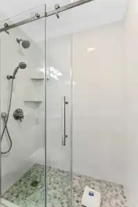 823 Harbour Point - 8