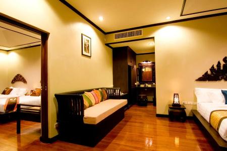 Kanok Buri Resort - 5