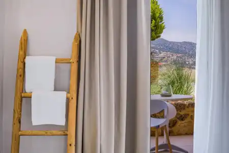 Notos Heights & Suites - 80