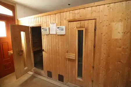 Tamra Beach Resort - 3