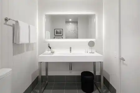 Burbury & Apartments - 42
