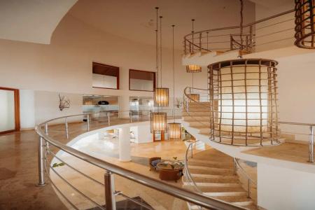 The Bannister & Yacht Club - 11
