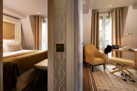 Hôtel Madison - 81