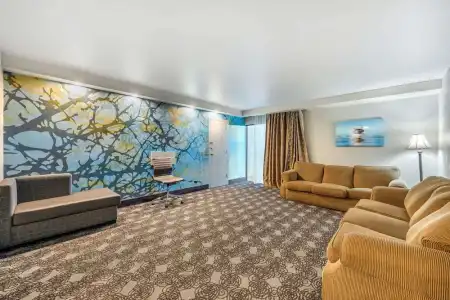 Clarion Inn Murfreesboro Old Fort Pkwy - 77