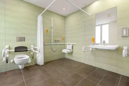 Super 8 by Wyndham Chemnitz - 7