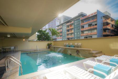 Ohia Waikiki Studio Suites - 13