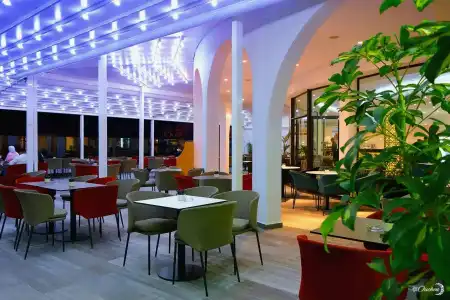 Fredj and Spa - 16