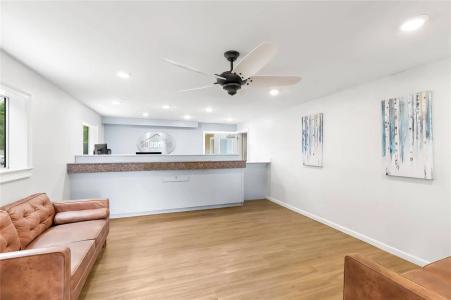 Birch Hill Suites - Lakeland - 35