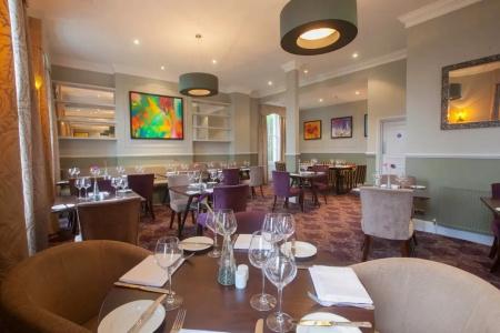 London Chigwell Prince Regent, BW Signature Collection - 19