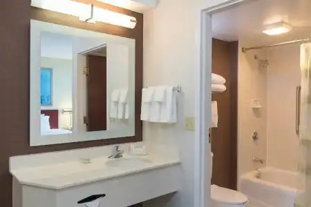 The Peoria, SureStay Collection by Best Western - 37