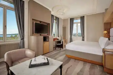The Ritz-Carlton, de la Paix, Geneva - 4