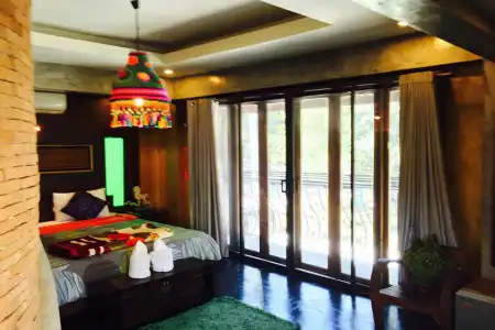 Soi One Boutique Bedrooms - 4