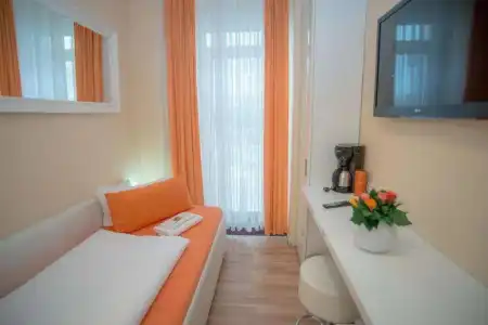 City Guesthouse Pension Berlin - 2