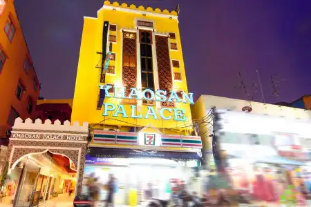 Violet Tower at Khaosan Palace - 21
