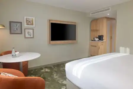 DoubleTree by Hilton Bristol North - 72