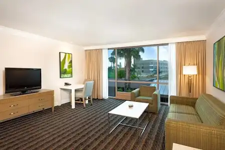 DoubleTree by Hilton San Diego Bayside - 119