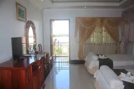 Monorom 2 VIP - 36