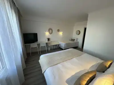 Hôtel Chiffre - 64