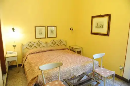 Royal Victoria - 41