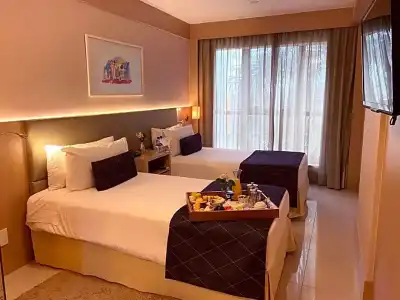 Cullinan Hplus Premium - 84