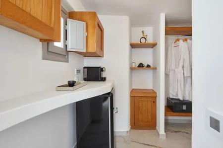 Allure Breeze Suites - 28