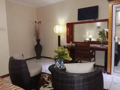 Carana Hilltop Villa - 4