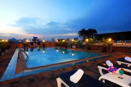 Royal Suite Bangkok - 13