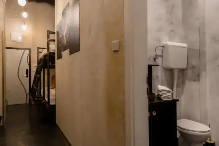 Chillout Hostel Zagreb - 35