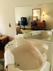 Town N Country Motor Inn - 62