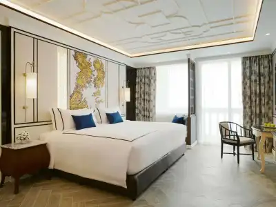 Mövenpick Myth Patong - 5