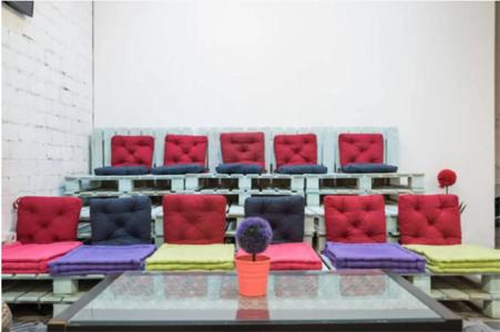 Feel Hostels Soho Malaga - 10