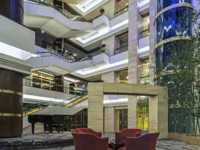 Howard Johnson Pearl Plaza Wuhan - 0