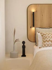 White Pebble Suites - 47