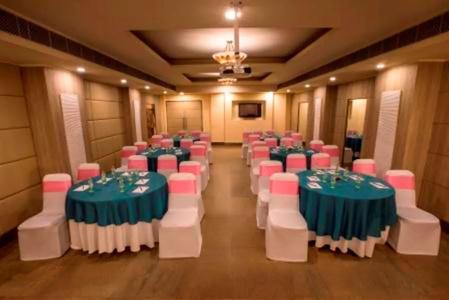 Sarovar Portico Naraina Delhi - 43