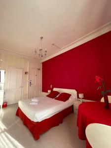 Authentic by Balladins, Hôtel le Carré d'Aix - 71