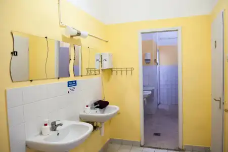 Westend Hostel - 17