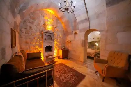 Serenus Cave Suites - 2