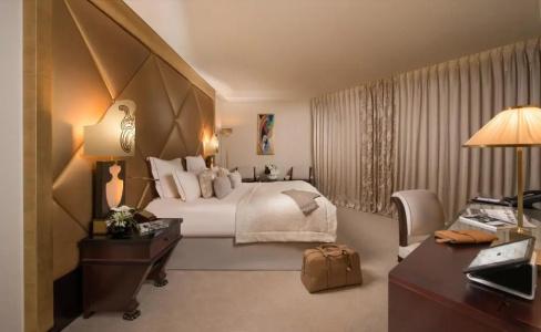 Hôtel Barrière Fouquet's Paris - 41