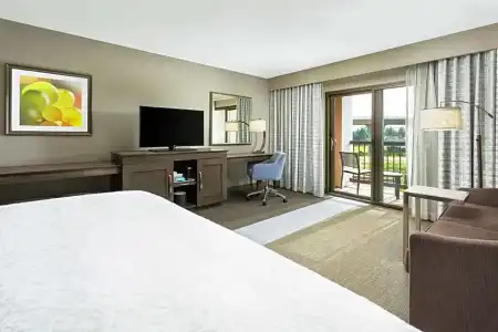 Hampton Inn & Suites Napa - 89