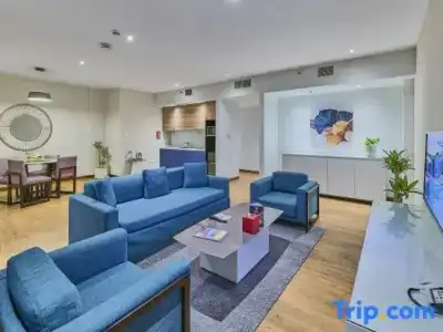Ramada & Suites by Wyndham Dubai JBR - 100