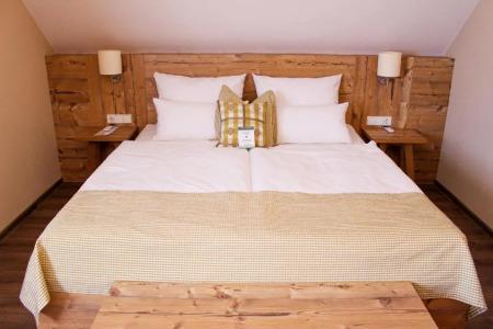 & Restaurant Zum Reussenstein - 49