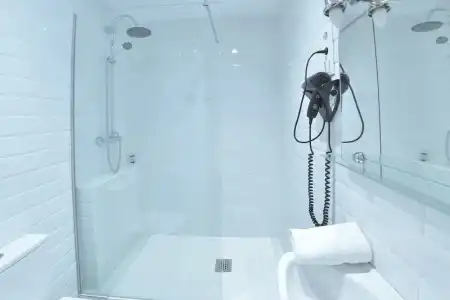 Hostal Girona - 19