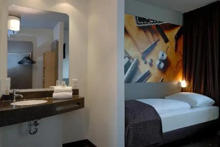 B&B Offenbach-Süd - 49