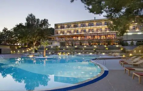 Xenia Palace - 6