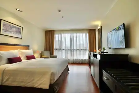 Bandara Silom Suites - 236