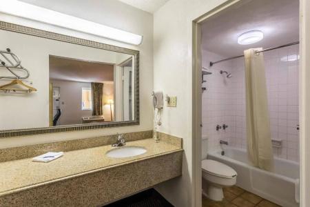 Motel 6 Nashville - 7