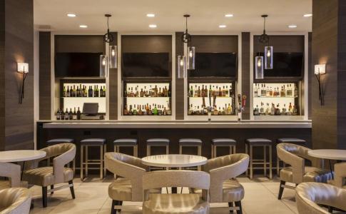 Sheraton Norfolk Waterside - 19