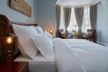 Carmella Boutique - Spa & Shelter Access - 40