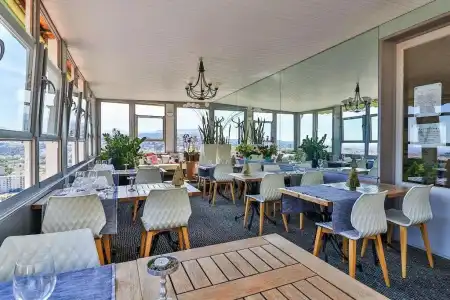 Le Panoramic Boutique - 18