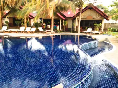 Noble House Beach Resort - 10
